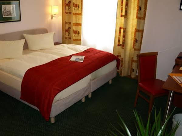 באמברג Hotel Weierich מראה חיצוני תמונה