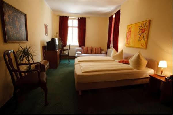 באמברג Hotel Weierich מראה חיצוני תמונה