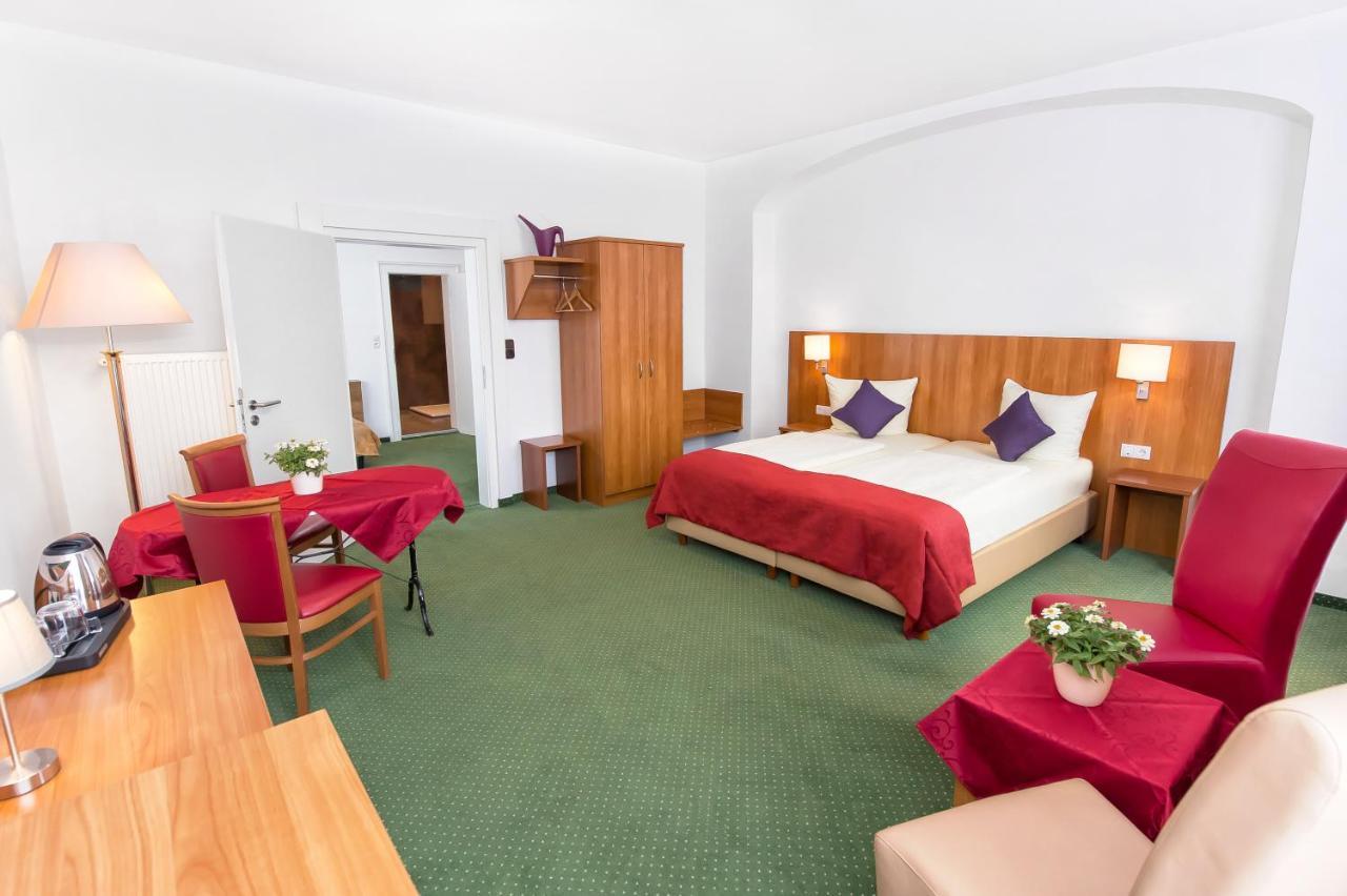 באמברג Hotel Weierich מראה חיצוני תמונה