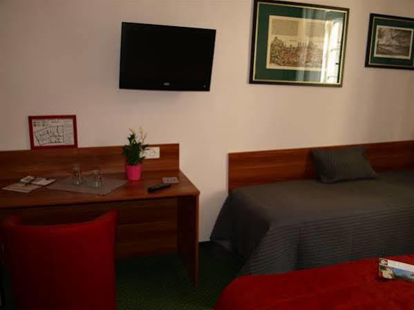 באמברג Hotel Weierich מראה חיצוני תמונה